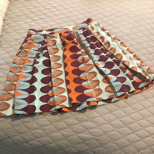 HD in Paris silk skirt size 10